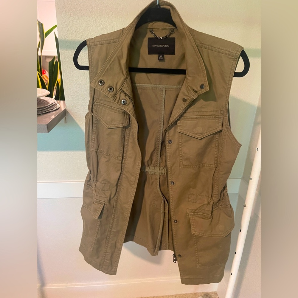 Banana Republic cargo vest